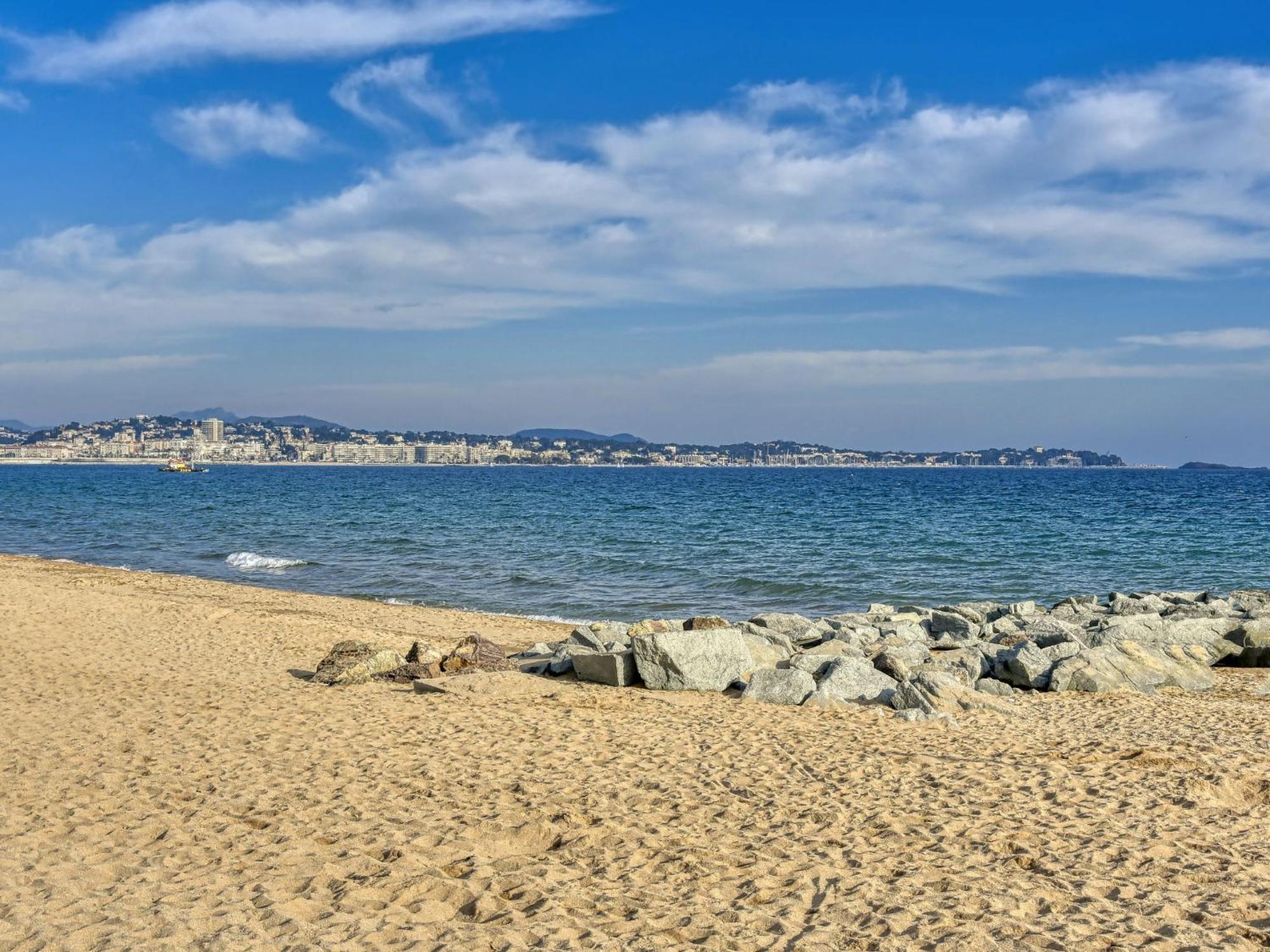 Apartment Le Mediterranee-1 By Interhome Fréjus Εξωτερικό φωτογραφία